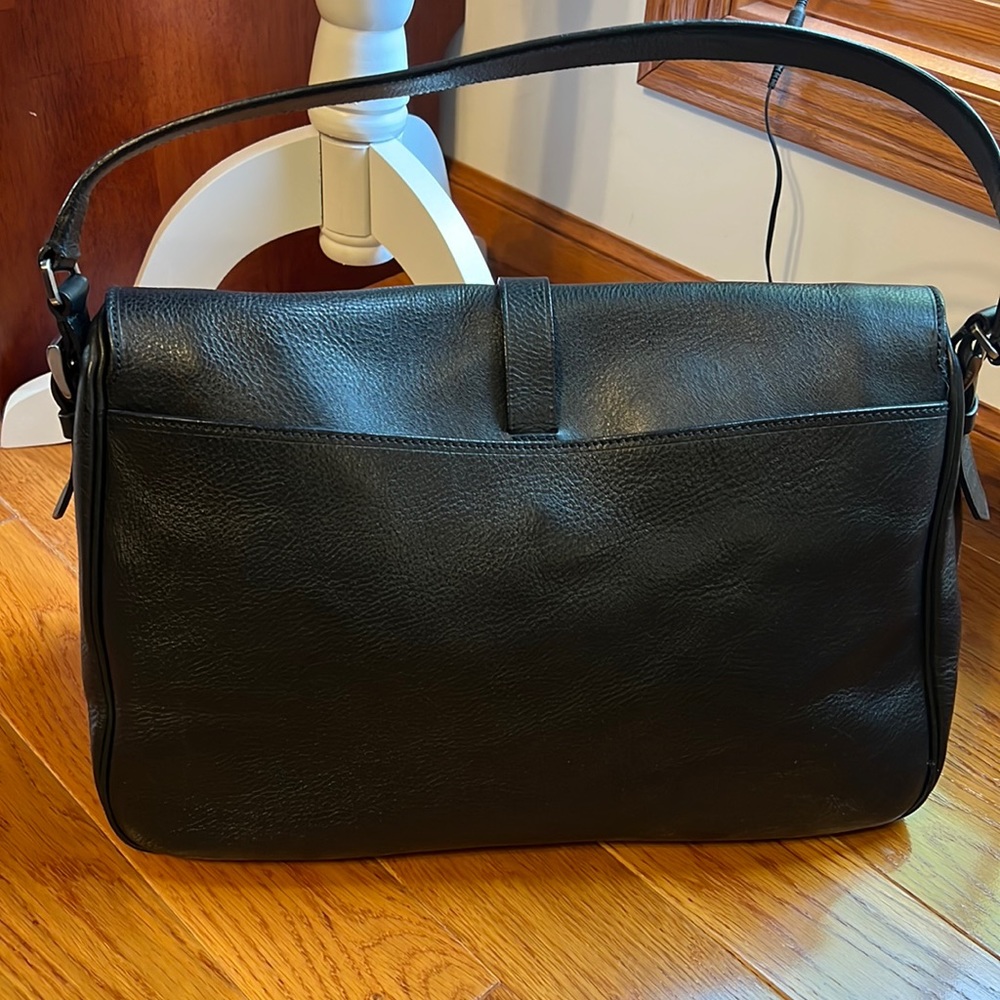 Large Pebble leather PRADA purse - Picture 5 of 12